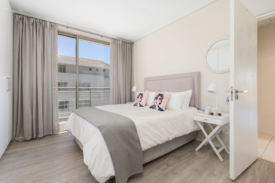 2 Bedroom Property for Sale in Green Point Western Cape